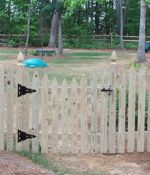 Gothic Picket Fence with Dipped Gate