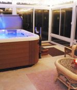 <p>Install a Jacuzzi in your sunroom for the ultimate spa experience.</p>
